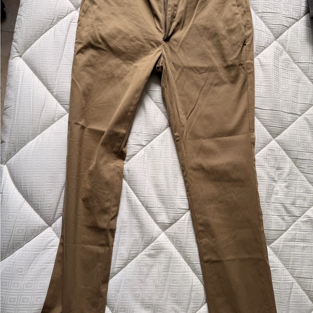 Banana Republic Men's Chinos in Khaki Brown
